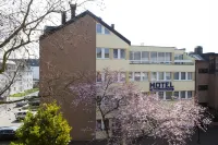Hotel am Düsseldorfer Platz Hotels in der Nähe von Märchenzoo Ratingen