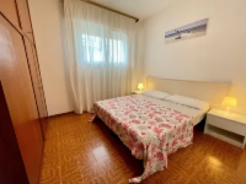 Peaceful House with Pool and Terrace