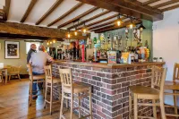 The Old Pheasant Hotel - bar