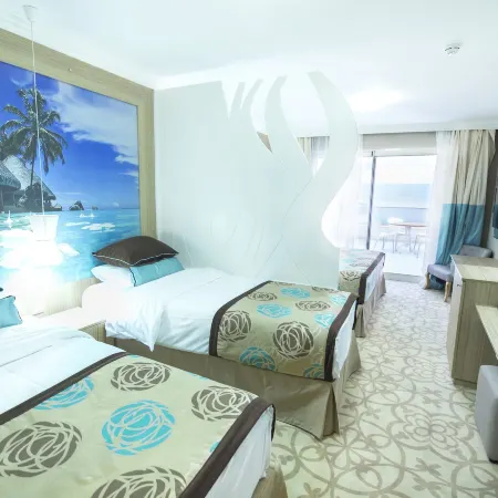Hotel Izgrev Spa & Aquapark Отели рядом с достопримечательностью «Автостанция Охрид»