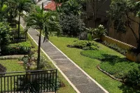 Homey and Cozy Living Studio at Margonda Residence 2 Apartment - 2-Sterne