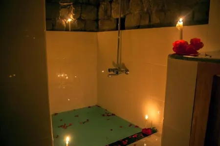 Ayun Fort Inn Отели в г. Читрал