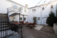 The Wellington Hotels in Llanfrynach