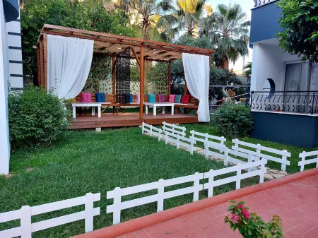 Summer Rose Hotel Отели рядом с достопримечательностью «Ozkaymak»