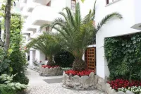 Diapolis Hotel
