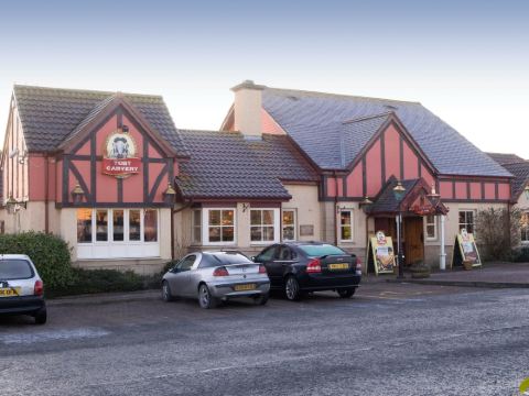 Premier Inn Livingston (M8, Jct3)