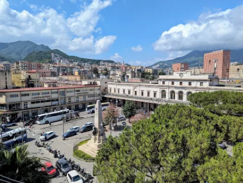 B&B Salerno Royal Suite Central Station