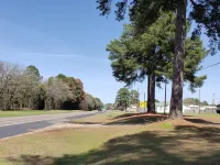 Clear Lakes Inn Hotels in Quitman