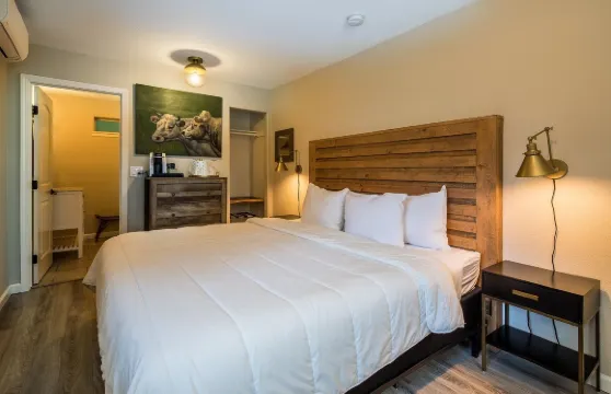 沿河路別墅酒店