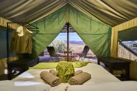 Etendeka Mountain Camp Hotel di 