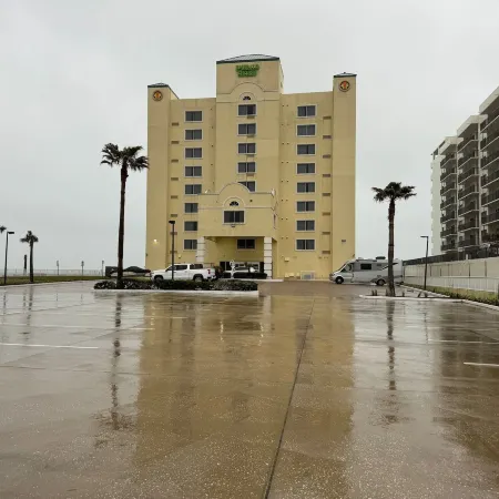 Emerald Shores Hotel - Daytona Beach