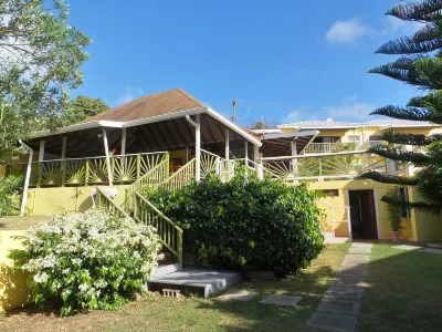 Grooms Beach Villa & Resort Hotels in 