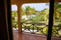 Paradise Cove Resort