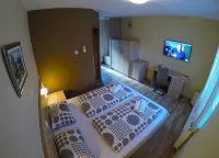 Apartments and Rooms Rea Hotels in 