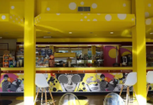 LH Hotel Arca Street Art