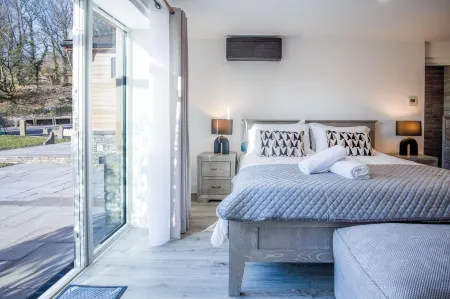 Suite 10 - Sleeping Giant Hotel - PEN Y CAE Inn Отели в г. Глиннет