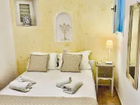 Navy Blue Suites Hotels in der Nähe von Strand Korfos