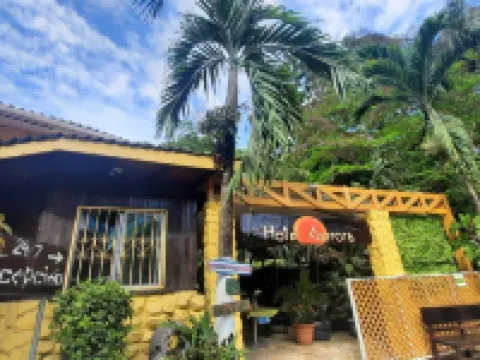 Hotel Aurora Hotels in Montezuma