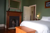 Old Parkes Convent