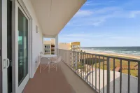 Peninsula Island Resort & Spa - Beachfront Property at South Padre Island - Ocean View