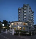 會議飯店 Marano Beach 135-136附近的飯店