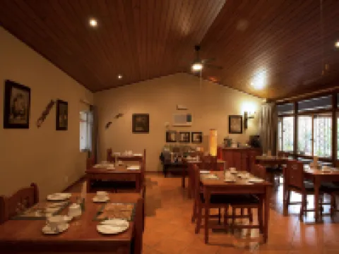 Sunbird Lodge Hotels in Mopani