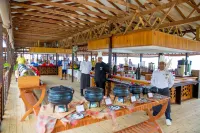 La Digue Island Lodge - breakfast