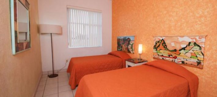 Hotel & Suites Galeria Hotels in Morelia