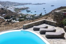 Villa Ammonite with Heated Pool by Diles Villas