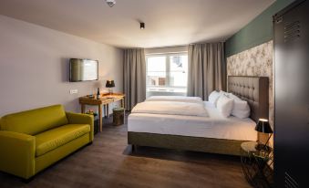 Hotel Goldene Traube - by Neugart