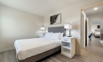Soka Suites Dallas - Las Colinas