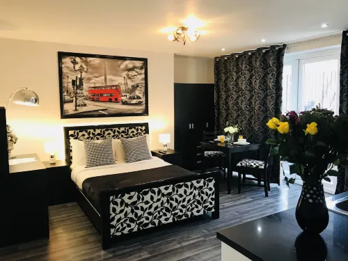 Axiom W6 Hotel -  Ferienwohnungen
