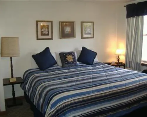 Sturbridge Country Inn Hotels in Sturbridge