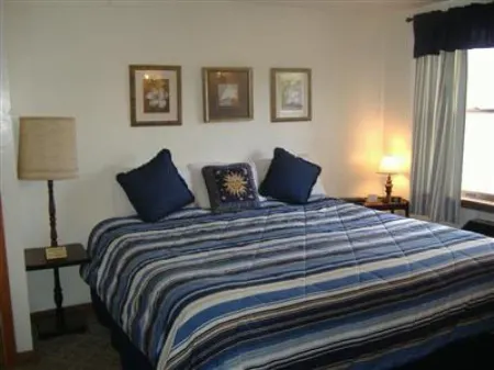 Sturbridge Country Inn Отели в г. Стербридж