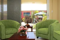 Del Rey Apartments