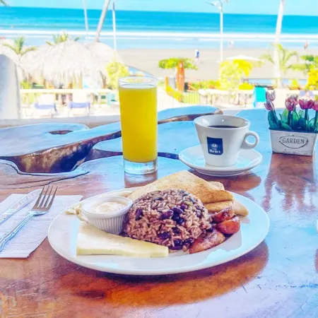 Jaco Laguna Resort & Beach Club