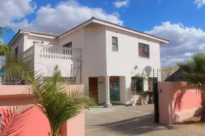 Upper Room Guest House Hotels in 