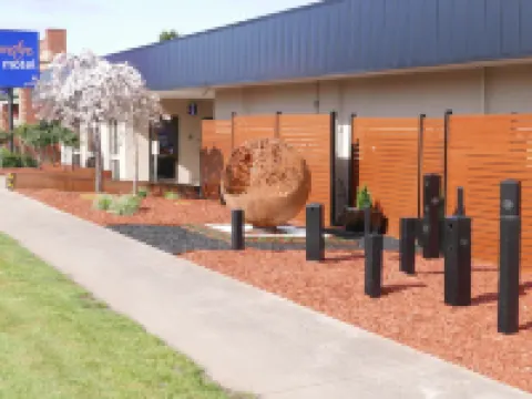 Junction Motel Hotels in Maryborough