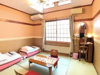 Pension Puppy Tail Các khách sạn gần Phố Daimon Yokocho