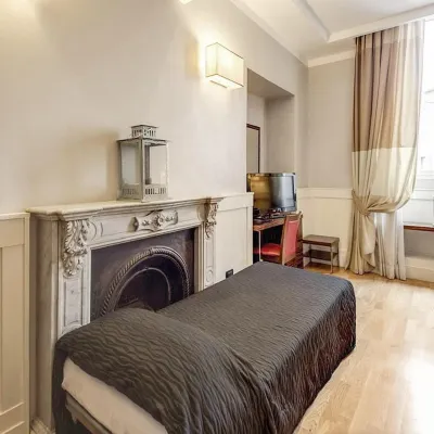 939 Hotel Các khách sạn gần Bệ thờ Nữ thần Hòa bình Ara Pacis