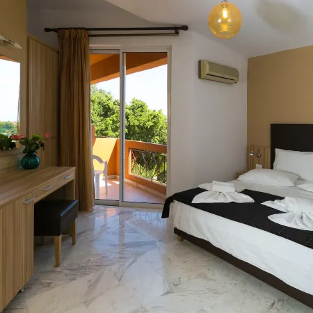 Elotia Hotel