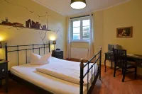 Gästehaus Villa Seraphinum Hotels in 