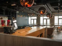 โรงแรมอามาดิ พาโนรามา โรงแรมในอัมสเตอร์ดัม