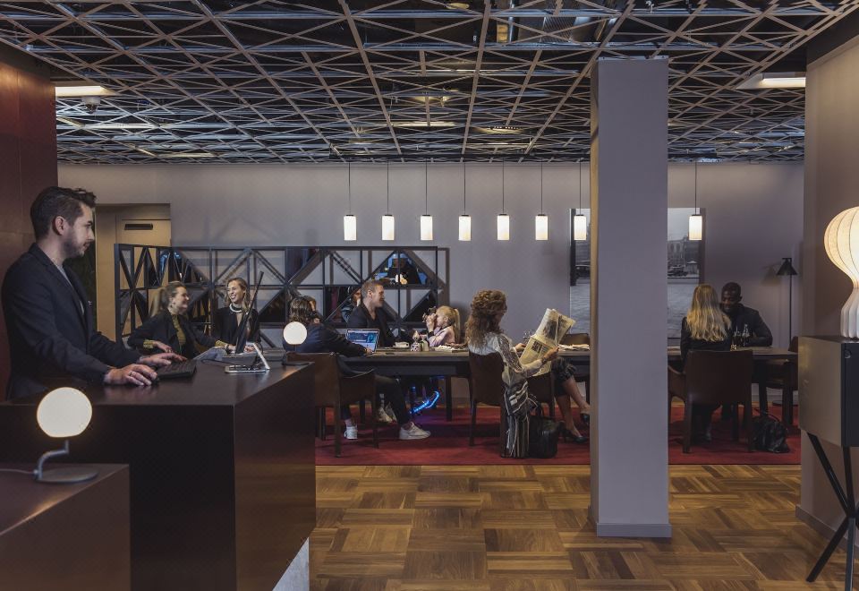 래디슨 컬렉션 스트랜드 호텔 객실