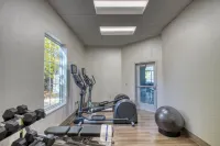 Holiday Inn Express & Suites OSHKOSH-SR 41 by IHG - Gym
