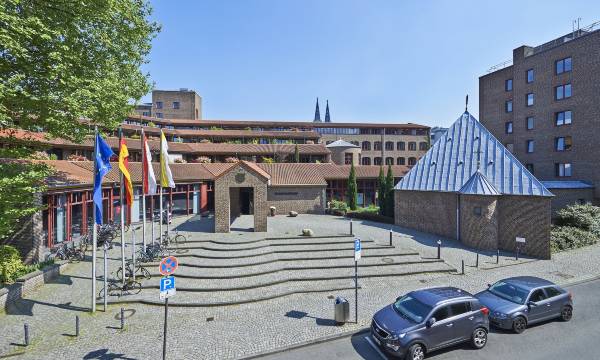 Maternushaus