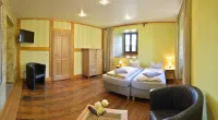 Schloss Altenhausen Hotels in Suplingen