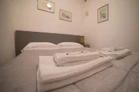 卡梅雷尼科里納飯店 3