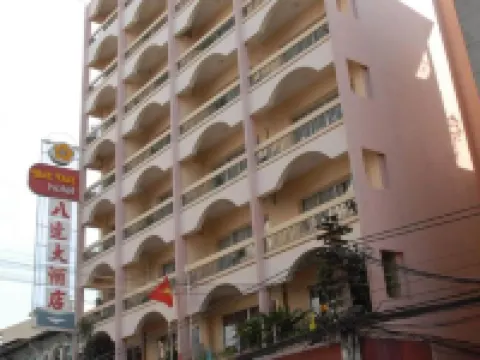 バット ダット ホテル Ha Chuong Hoi Quan Pagoda周辺のホテル
