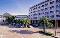 โรงแรมเวสเทิร์นแกรนด์ราชบุรี - ที่มีที่จอดรถ